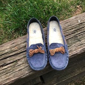 Ugg moccasins - like new!